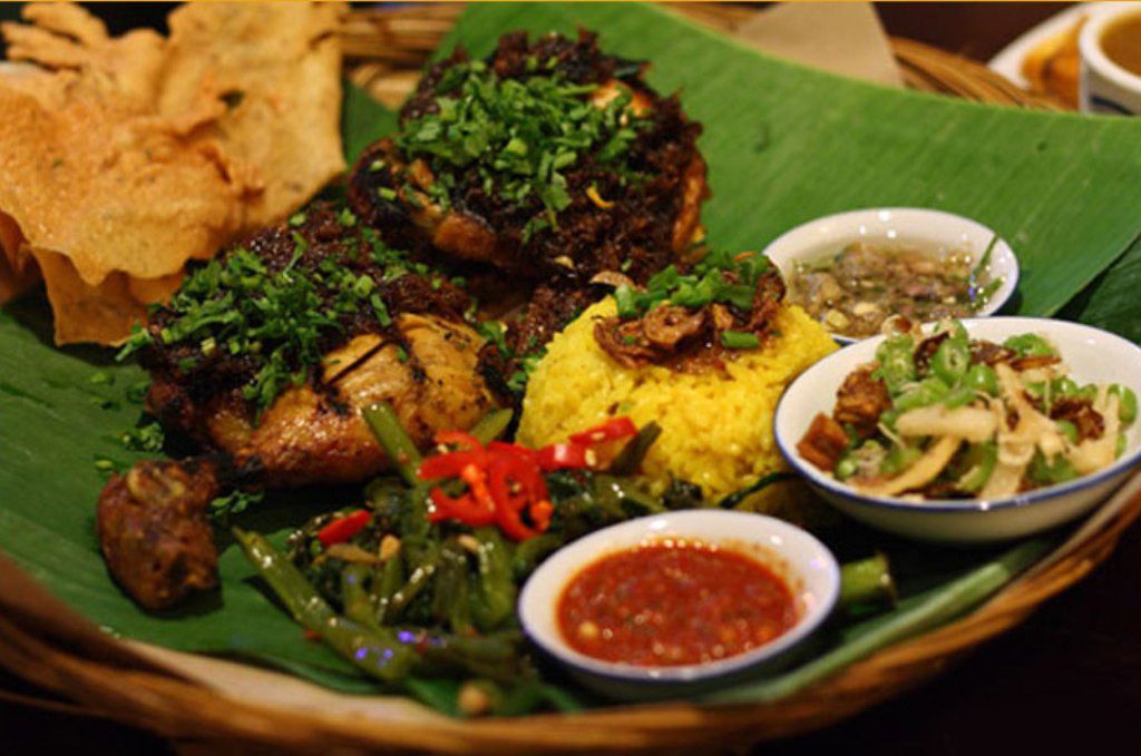 The Bali Review Jimbaran’s Best Seafood Dining Places  