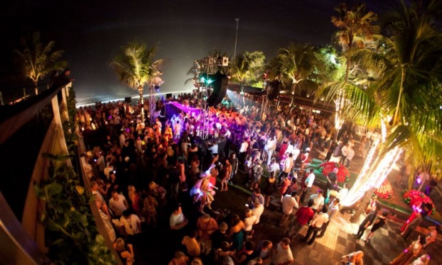 The Bali Review Seminyak’s Best Beach Club  