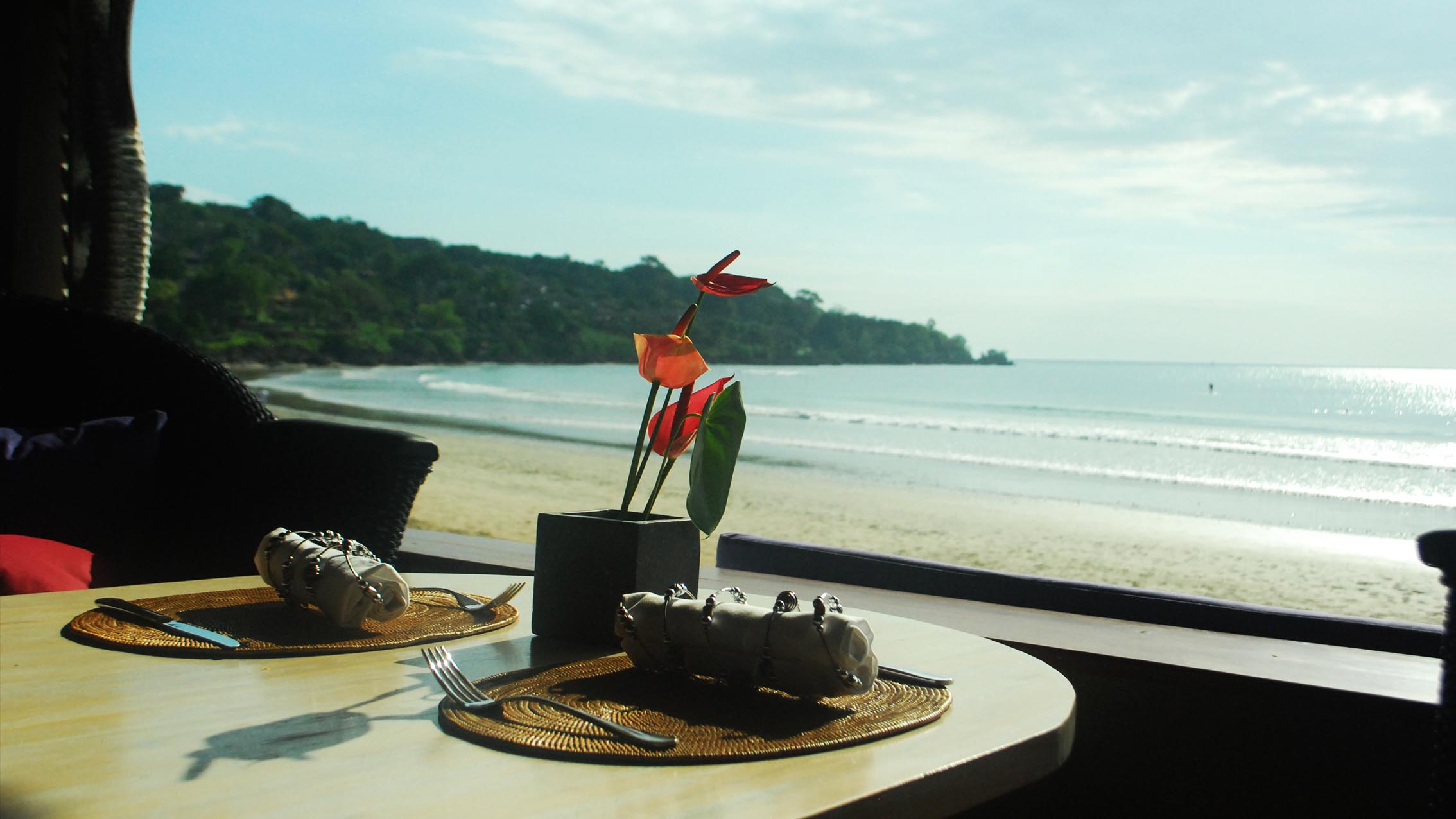 The Bali Review Jimbaran’s Best Seafood Dining Places  